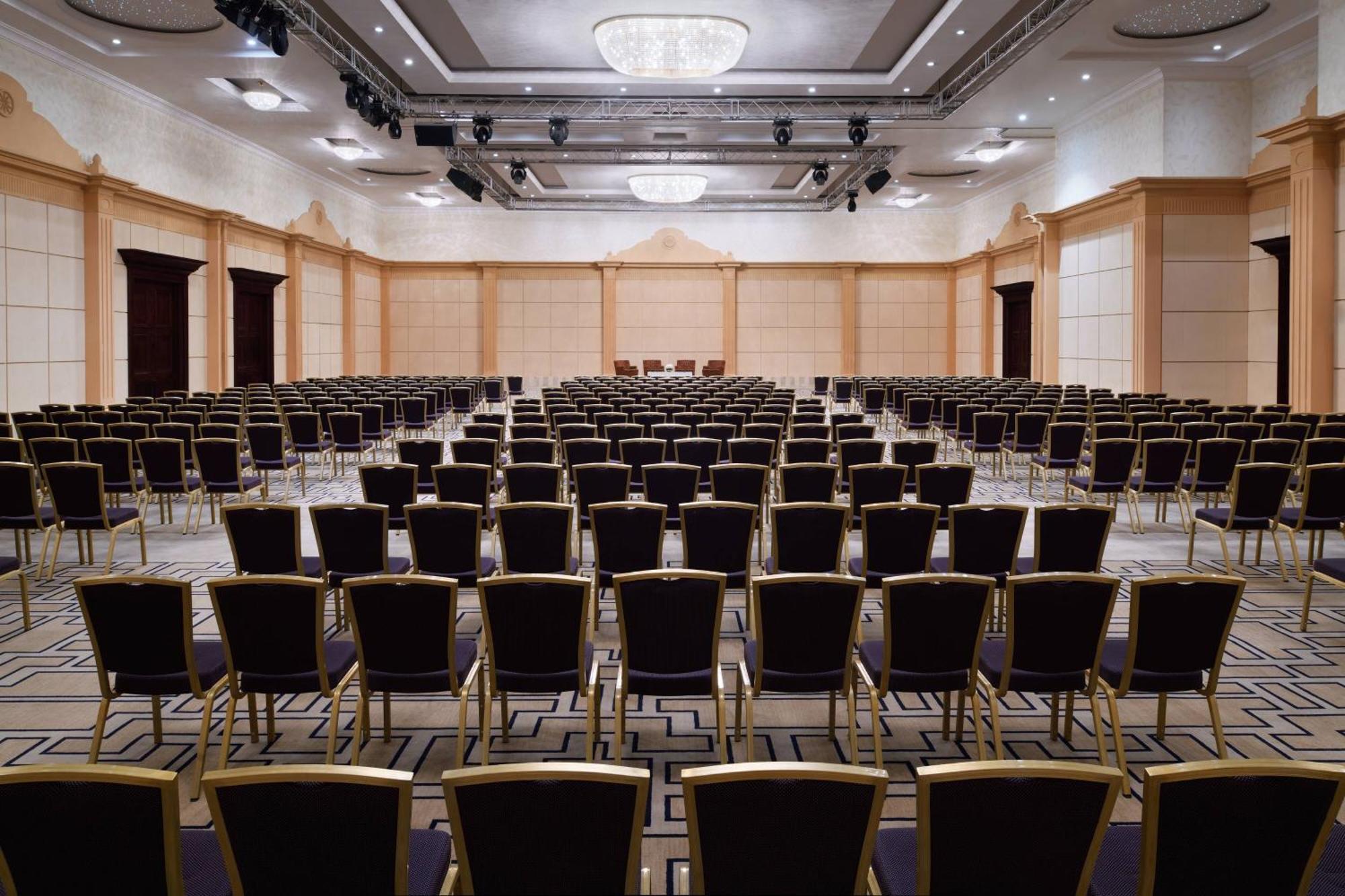 Riyadh Marriott Hotel Екстер'єр фото