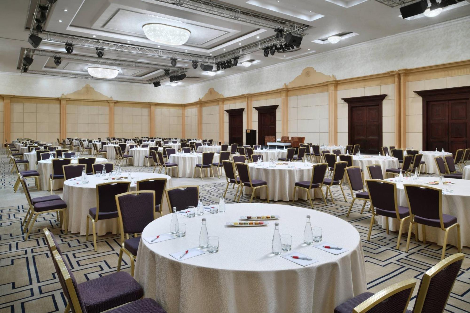 Riyadh Marriott Hotel Екстер'єр фото