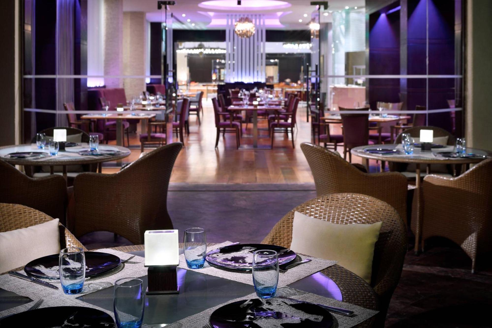 Riyadh Marriott Hotel Екстер'єр фото
