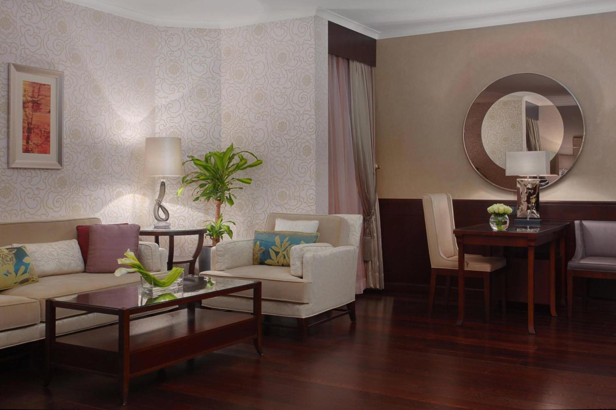 Riyadh Marriott Hotel Екстер'єр фото